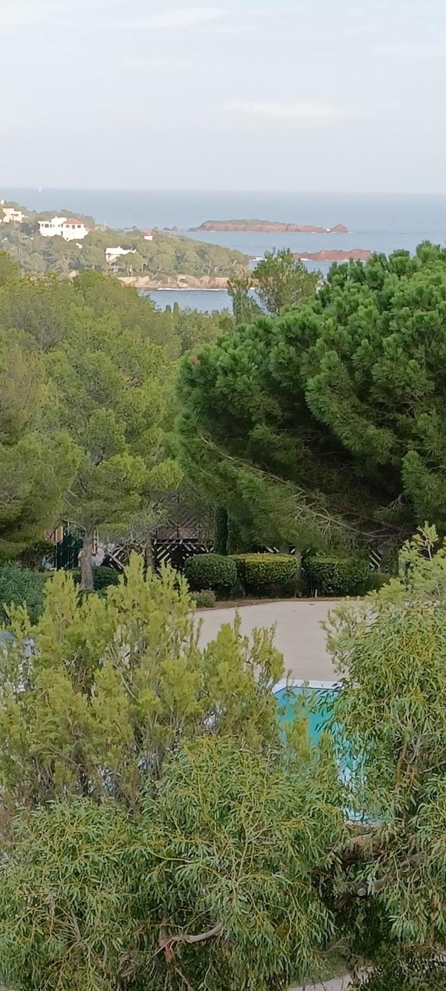 Cap Esterel Village Vacances T2 Vue Mer Agay Saint-Raphaël المظهر الخارجي الصورة